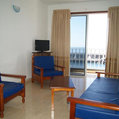 Apartamentos Los Saltos 拉雷斯廷加 客房 照片